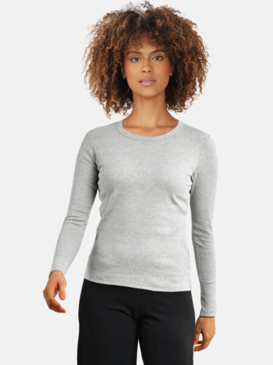 t-shirt grå front model 11